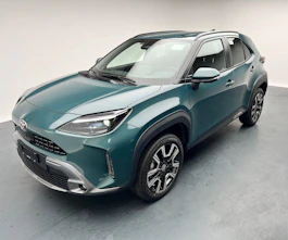 Fahrzeugbild TOYOTA Yaris Cross 1.5 VVT-i HSD Premium AWD-i