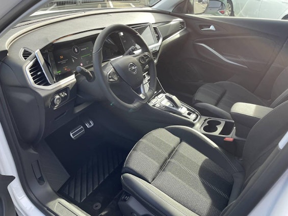 Vehicle image 11 Vehicle image 11