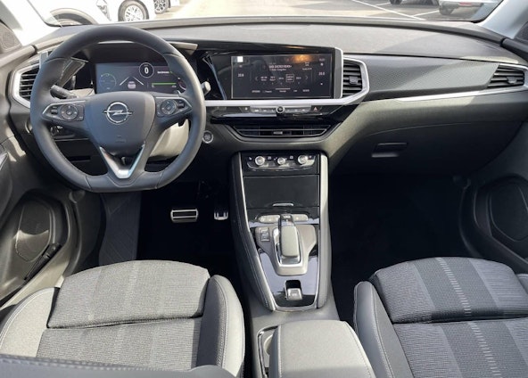 Vehicle image 10 Vehicle image 10