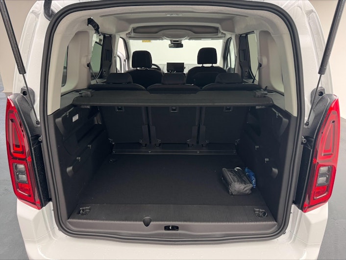 Vehicle image TOYOTA PROACE CITY
