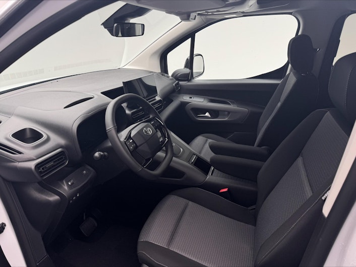 Vehicle image TOYOTA PROACE CITY