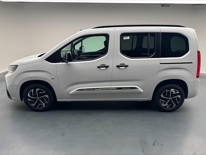 Vehicle image TOYOTA PROACE CITY