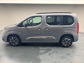 Vehicle image TOYOTA Proace City Verso L1 1.5 HDi 130 Trend