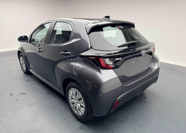 Vehicle image 3 Vehicle image 3