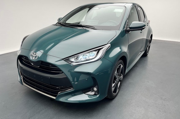 TOYOTA Yaris 1.5 VVT-i HSD Premium 0 TOYOTA Yaris 1.5 VVT-i HSD Premium 0