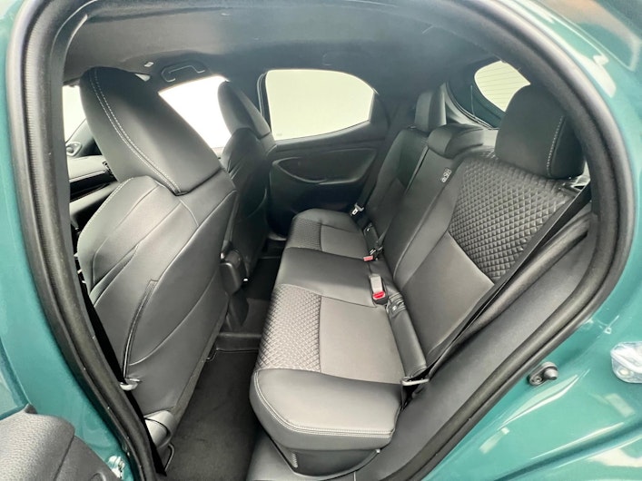 Vehicle image TOYOTA YARIS