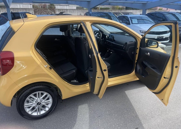 image du véhicule 4 image du véhicule 4