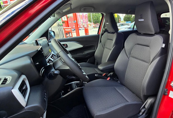 Vehicle image 18