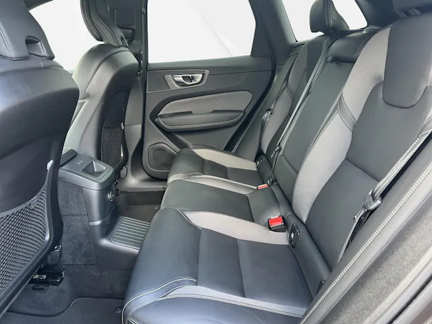 Volvo XC60 2.0 T8 TE Plus Dark eAWD