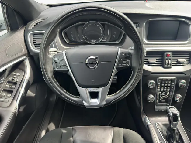 Volvo V40 2.0 D3 R-Design S/S