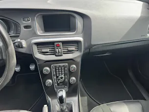Volvo V40 2.0 D3 R-Design S/S