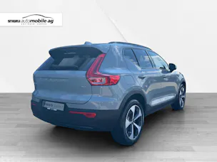 Volvo XC40 2.0 B3 MH Plus Dark