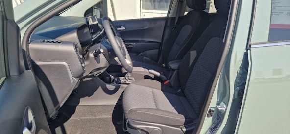 Vehicle image 3 Vehicle image 3