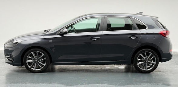 HYUNDAI i30 1.5 T-GDi Amplia 3