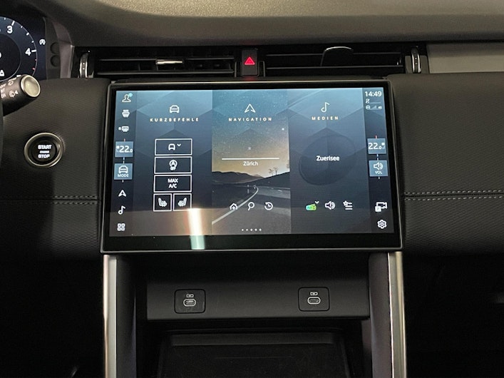 Vehicle image LAND ROVER DISCOVERY SPORT