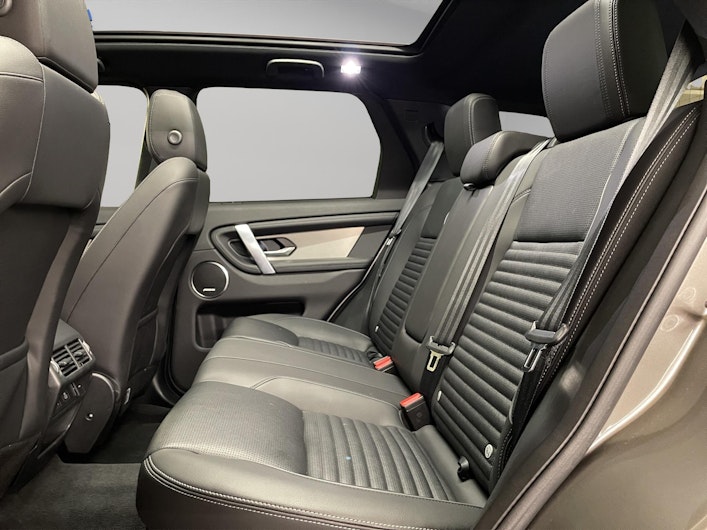 Vehicle image LAND ROVER DISCOVERY SPORT