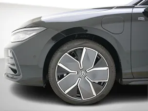 VW Passat Variant 1.5 TSI Plug-in-Hybrid R-Line