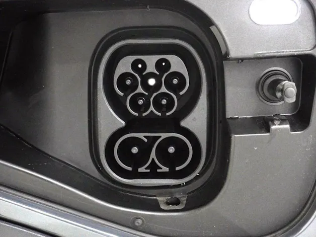 VW Passat Variant 1.5 TSI Plug-in-Hybrid R-Line