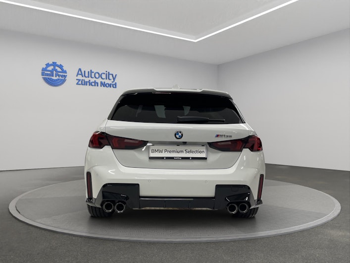 Vehicle image BMW 1 SERIES