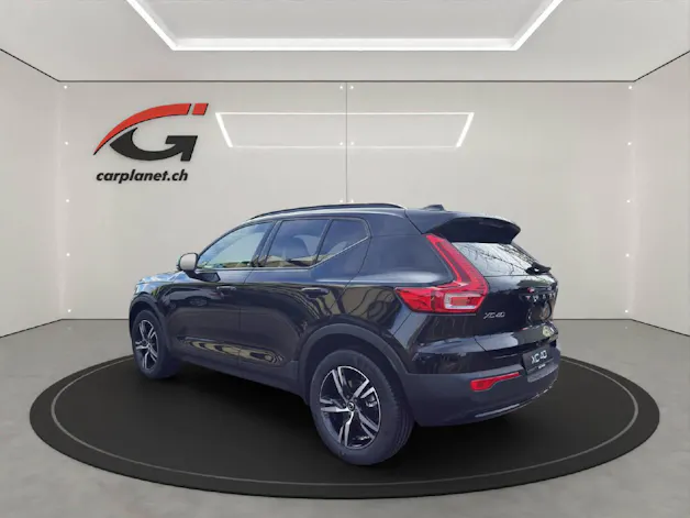 Volvo XC40 2.0 B3 MH Plus Dark