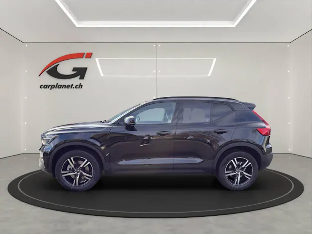 Volvo XC40 2.0 B3 MH Plus Dark