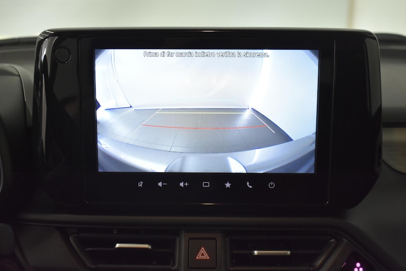 Vehicle image SUZUKI SWIFT