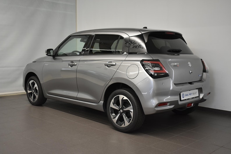 Vehicle image SUZUKI SWIFT