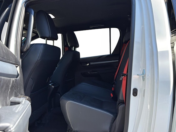 Vehicle image 10 Vehicle image 10