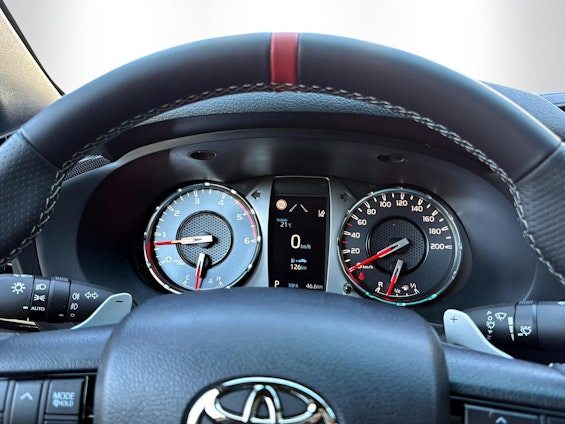 Vehicle image 14 Vehicle image 14