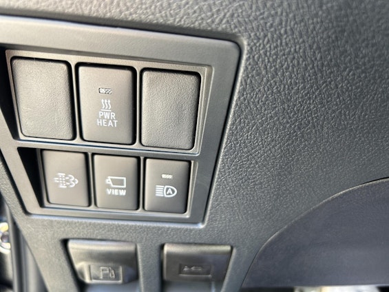 Vehicle image 13 Vehicle image 13