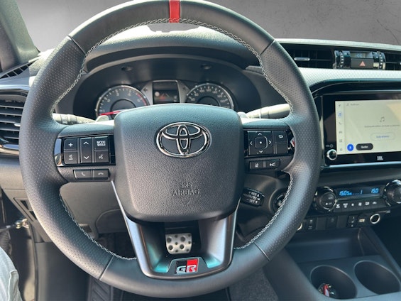 Vehicle image 10 Vehicle image 10