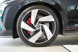 VW Golf VIII 2.0 TSI GTI DSG