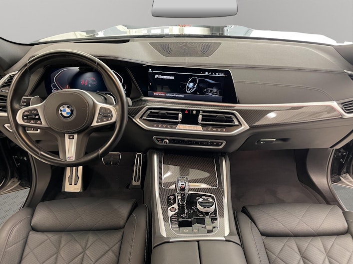 Vehicle image BMW X6