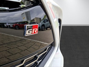 Vehicle image TOYOTA Yaris 1.5 VVT-i HSD GR Sport