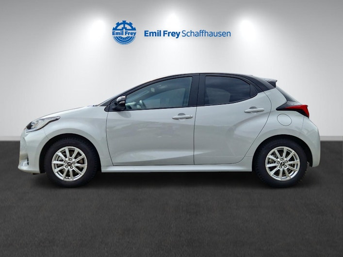 Vehicle image TOYOTA YARIS