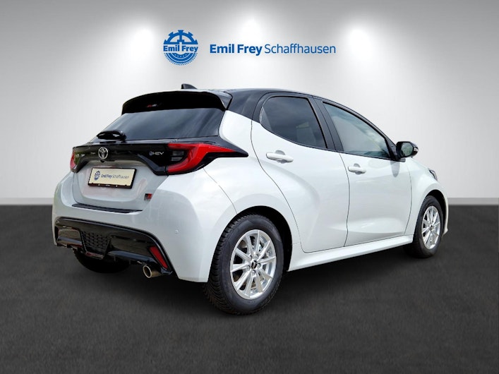 Vehicle image TOYOTA YARIS