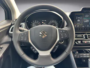 Suzuki S-Cross 1.4 T Compact Top Hybrid 4x4