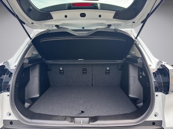 Vehicle image 5 Vehicle image 5