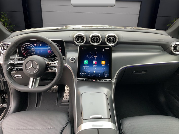 Vehicle image MERCEDES-BENZ GLC 300