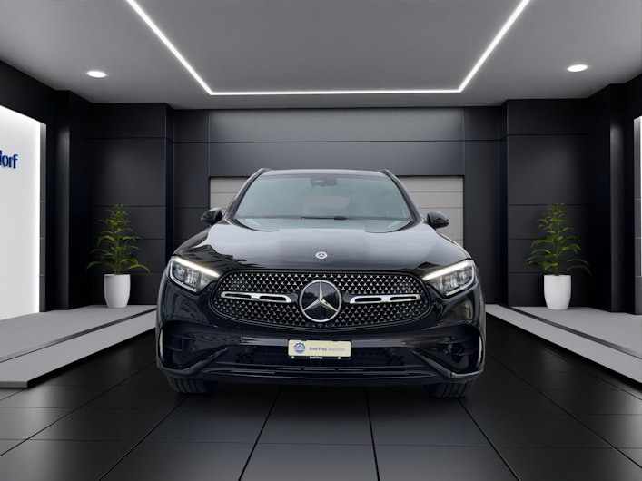 Vehicle image MERCEDES-BENZ GLC 300