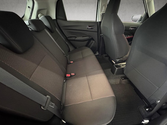 Vehicle image 10 Vehicle image 10