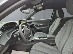 Peugeot 2008 1.2 Hybrid Allure Premium