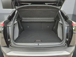 Peugeot 2008 1.2 Hybrid Allure Premium