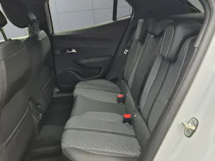 Peugeot 2008 1.2 Hybrid Allure Premium