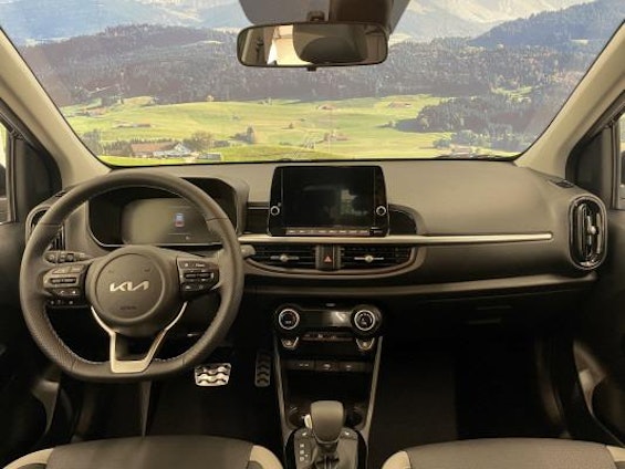 Vehicle image 5 Vehicle image 5