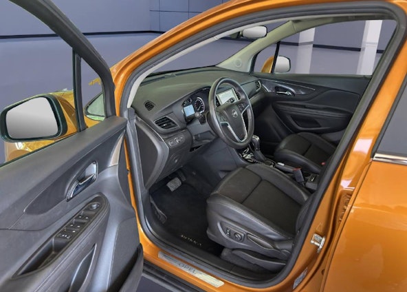 Vehicle image 5 Vehicle image 5