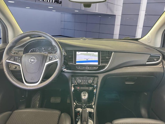 Vehicle image 4 Vehicle image 4