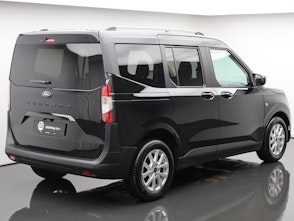 Vehicle image FORD Tourneo Courier 1.0 EcoBoost Titanium