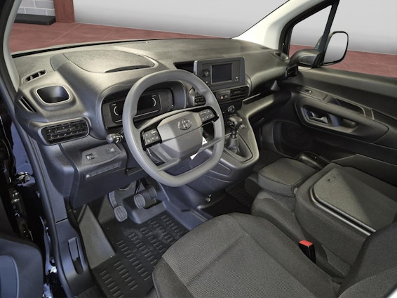 Vehicle image 6 Vehicle image 6