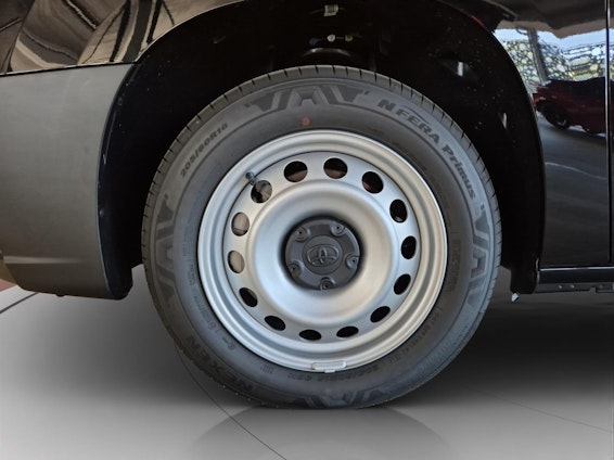 Vehicle image 9 Vehicle image 9